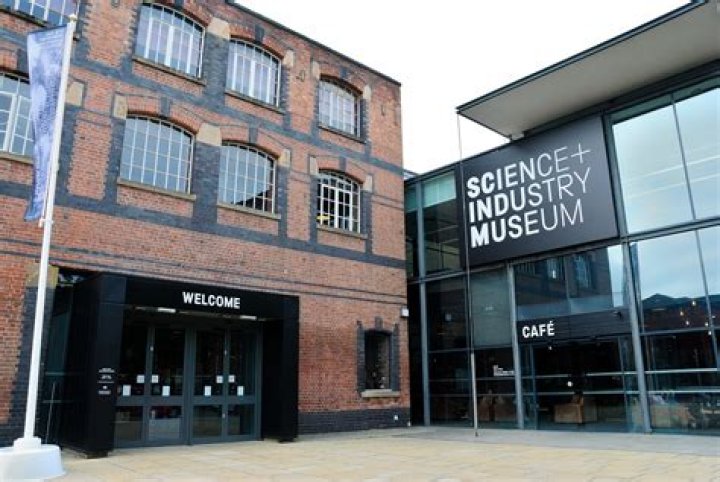 What is the Museum of Science and Industry known for?